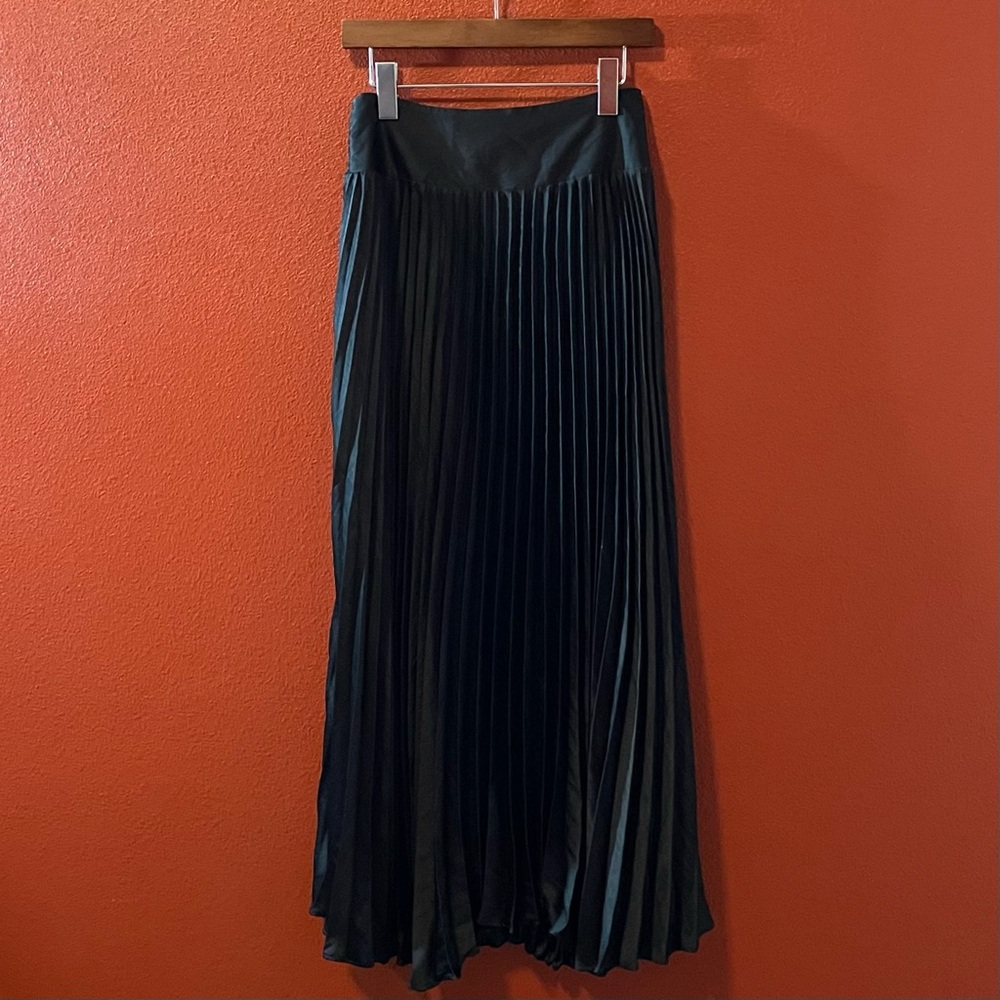 Hatch Women’s Maternity Black Pleated Lagenlook Minimalist‎ Maxi Skirt